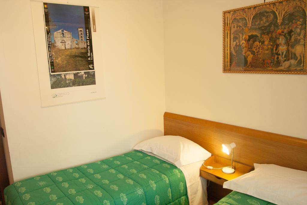 Appartamento Lombardi Riva del Garda Exteriör bild