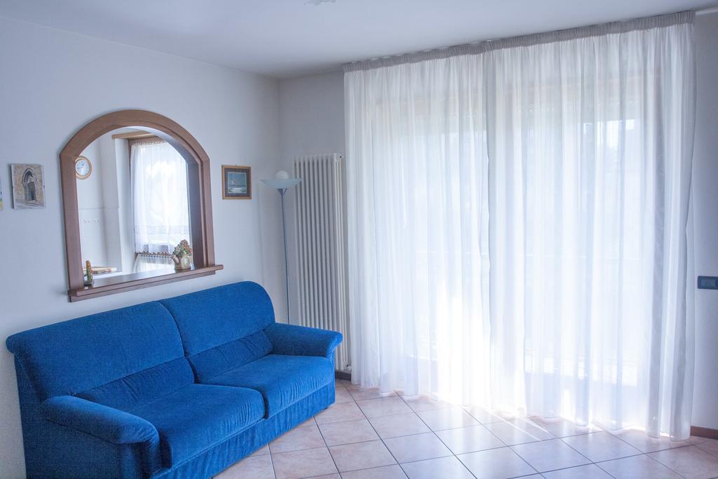 Appartamento Lombardi Riva del Garda Exteriör bild